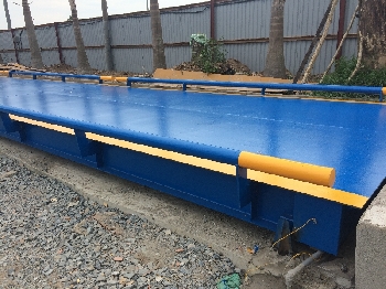 Với  tính năng chủ yếu là cân hàng hóa với tải trọng lớn trên các xe tải ,container... cân xe tải hiện nay có mặt hầu hết ở các doanh nghiệp, nhưng sử dụng như thế nào? Làm sao sử dụng với thời gian lâu nhất mua bán cân điện tử ở bình dương ? Đó là những câu hỏi luôn làm đau đầu các nhà